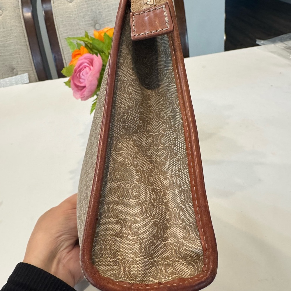 Authentic Celine pouch - Picture 4 of 11